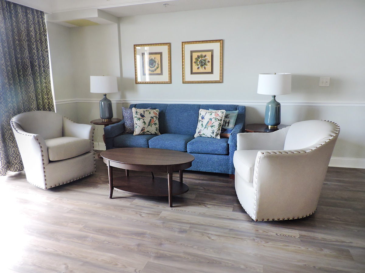 decorativeinteriorssouthcarolinafranklinhotelroomredesignafter1